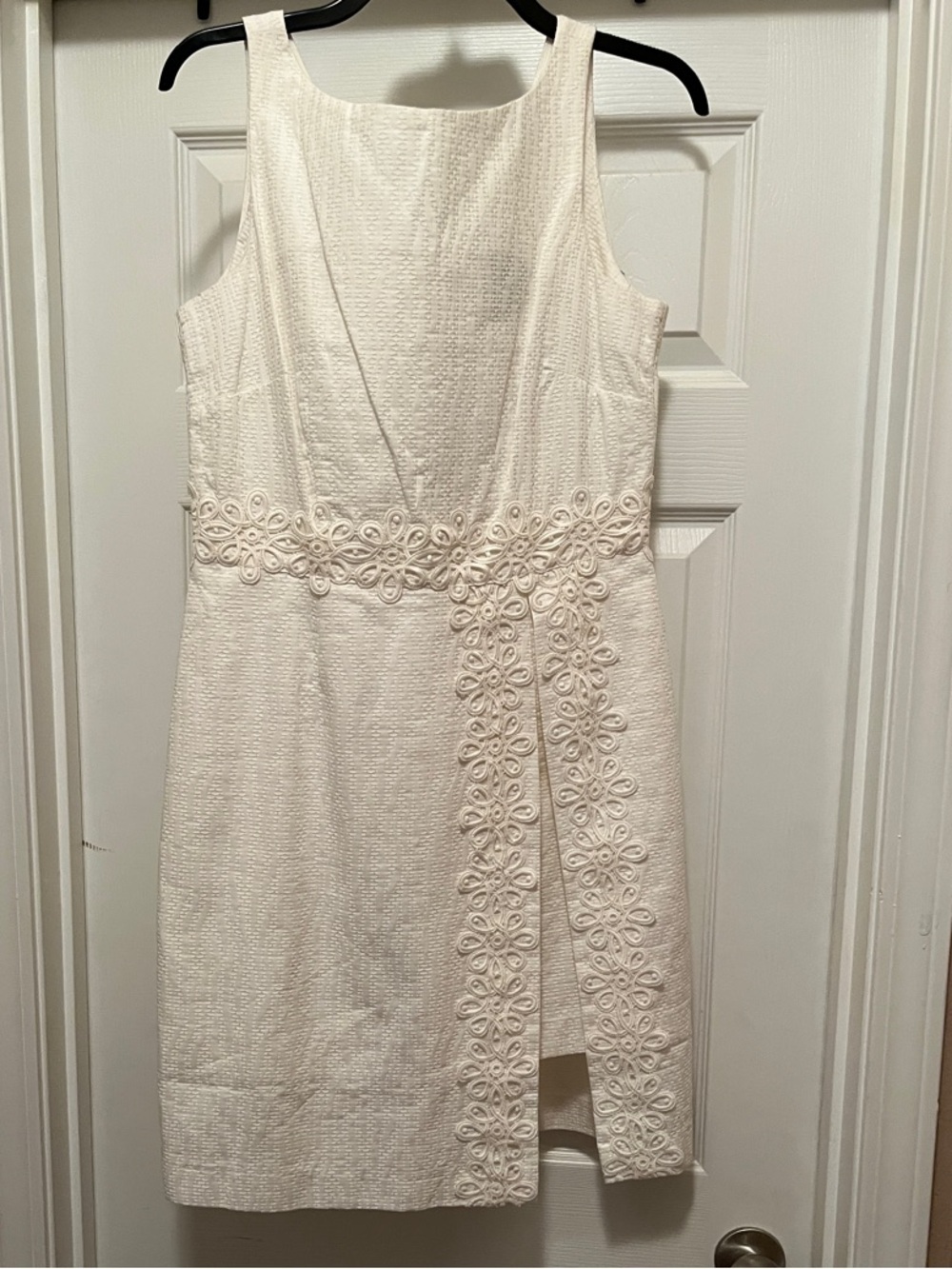 Sleeveless Textured Sheath Dress with Embroidered Waist Detail